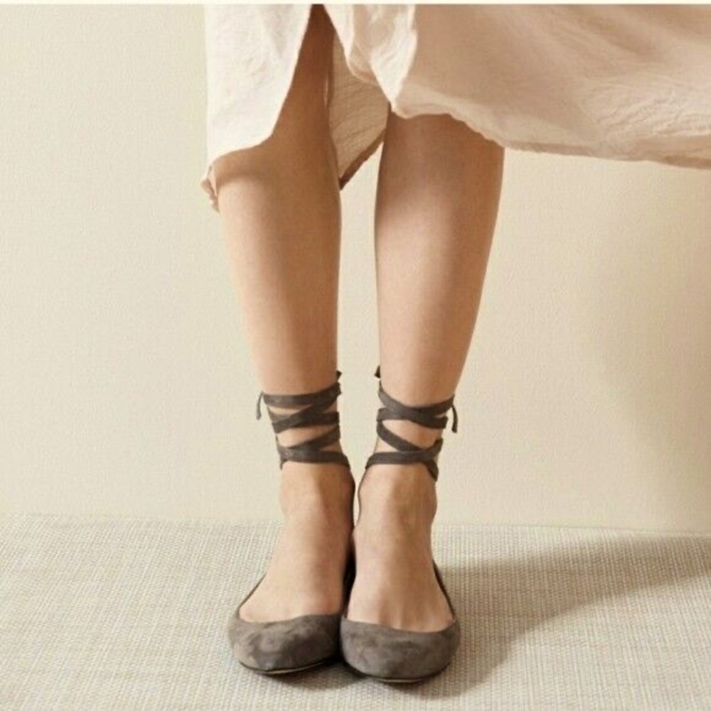 Vince Camuto Bevian Ballet Flats in Gray